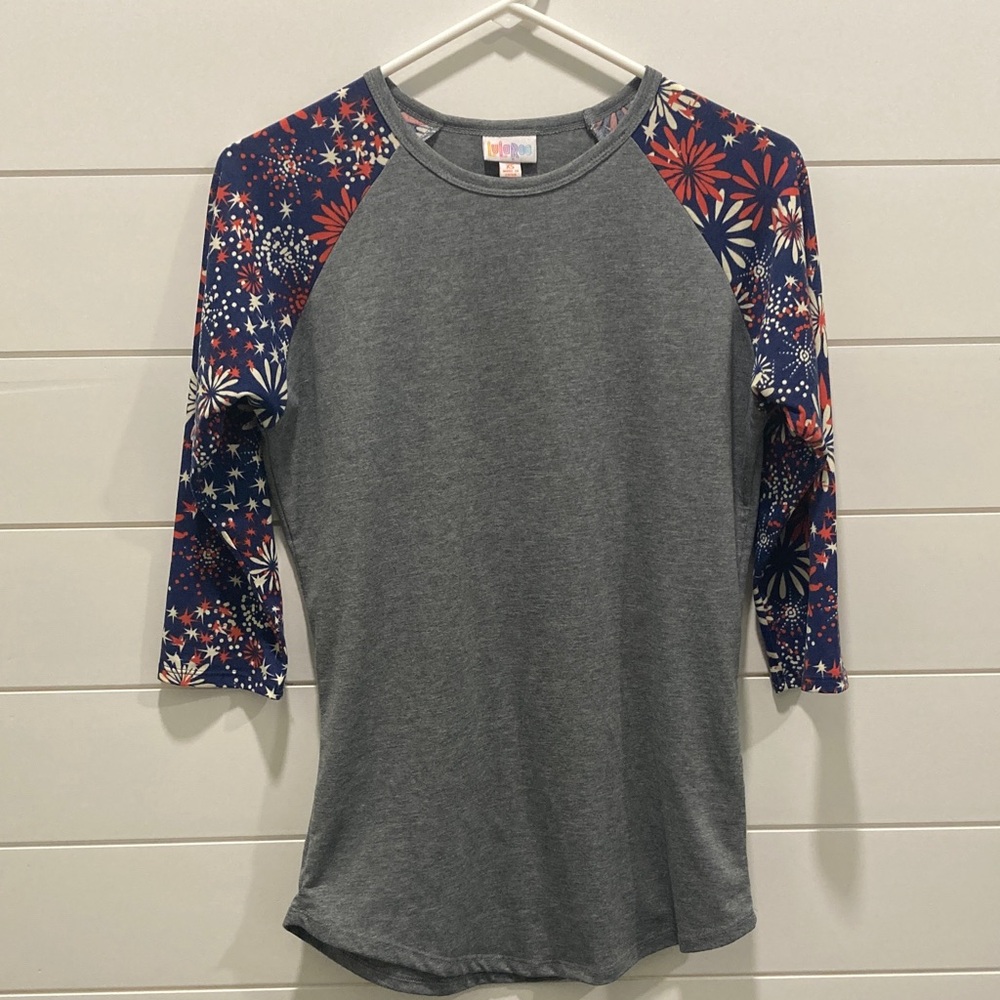 🔴 LuLaRoe Randy Tee